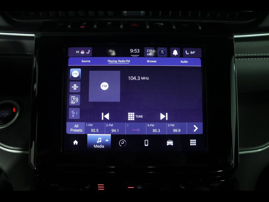 Used 2025 Jeep Grand Cherokee Laredo X w/ Luxury Tech Group I image 17