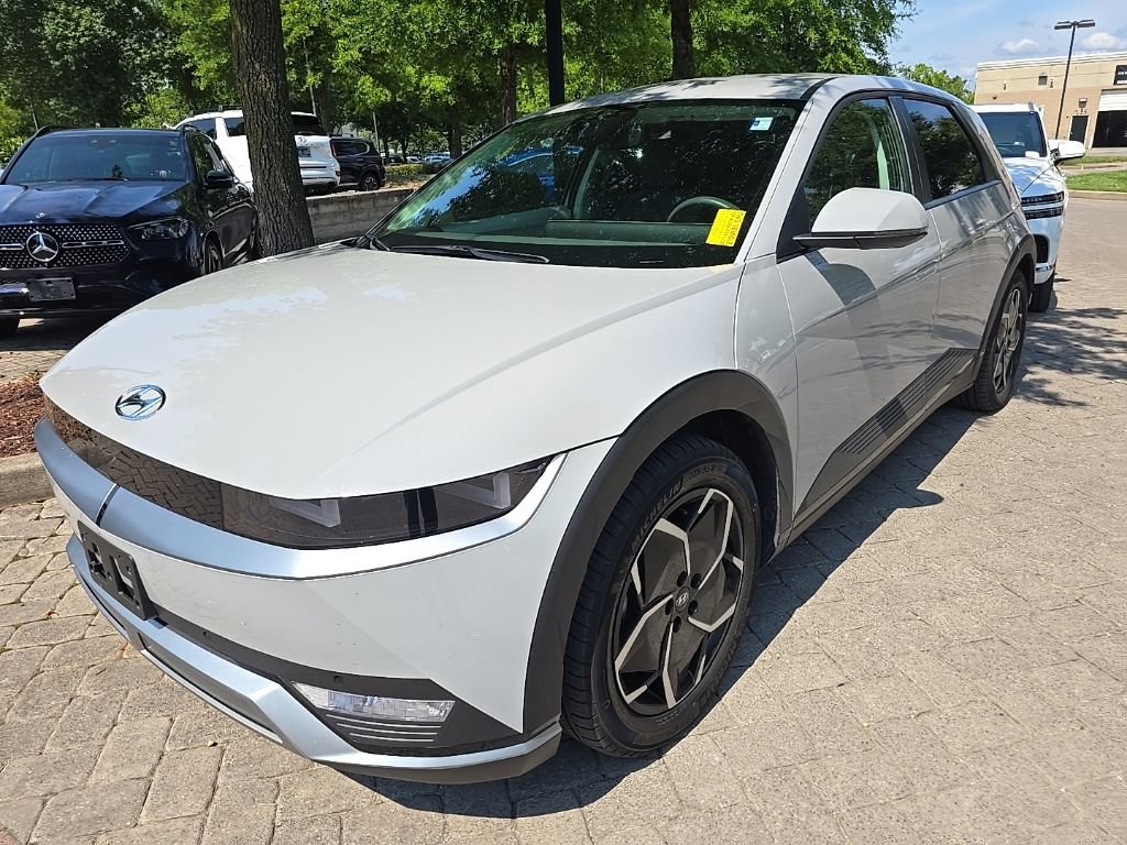 Used 2024 Hyundai Ioniq 5 SEL AWD/4WD image 4