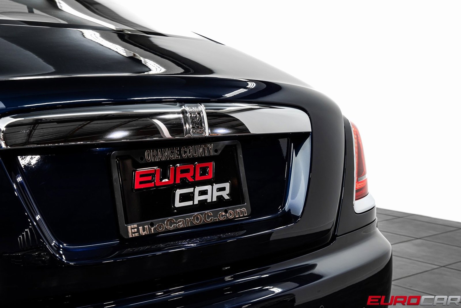 Used 2017 Rolls-Royce Wraith image 19