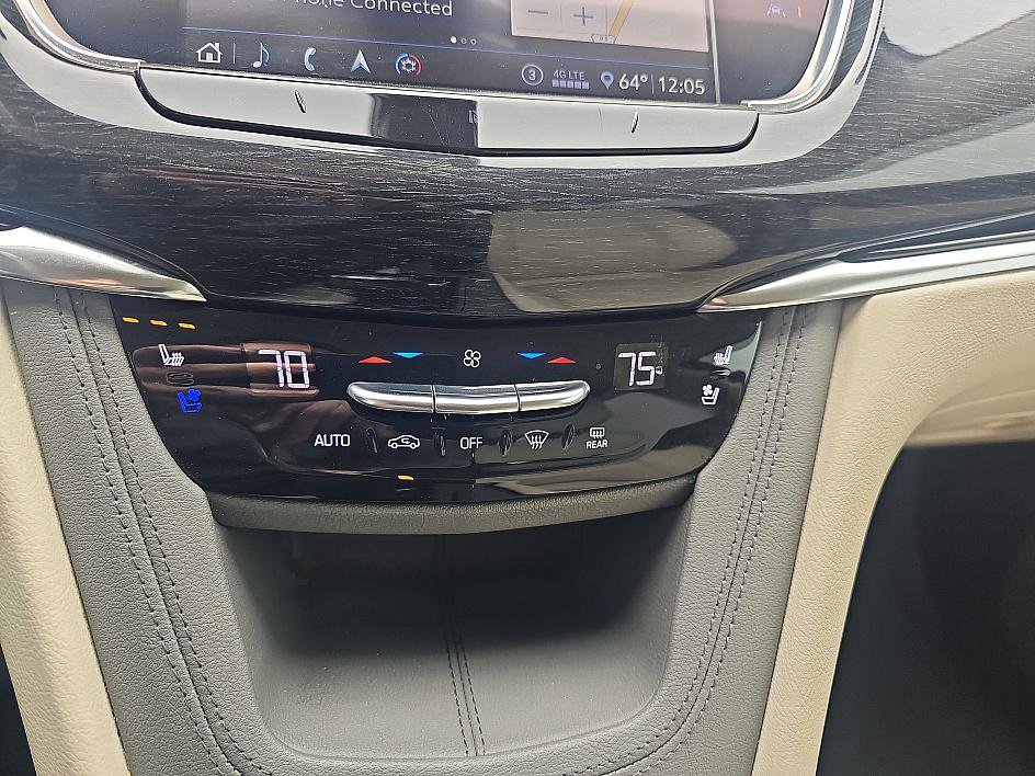 Used 2020 Cadillac XT6 Premium Luxury image 26