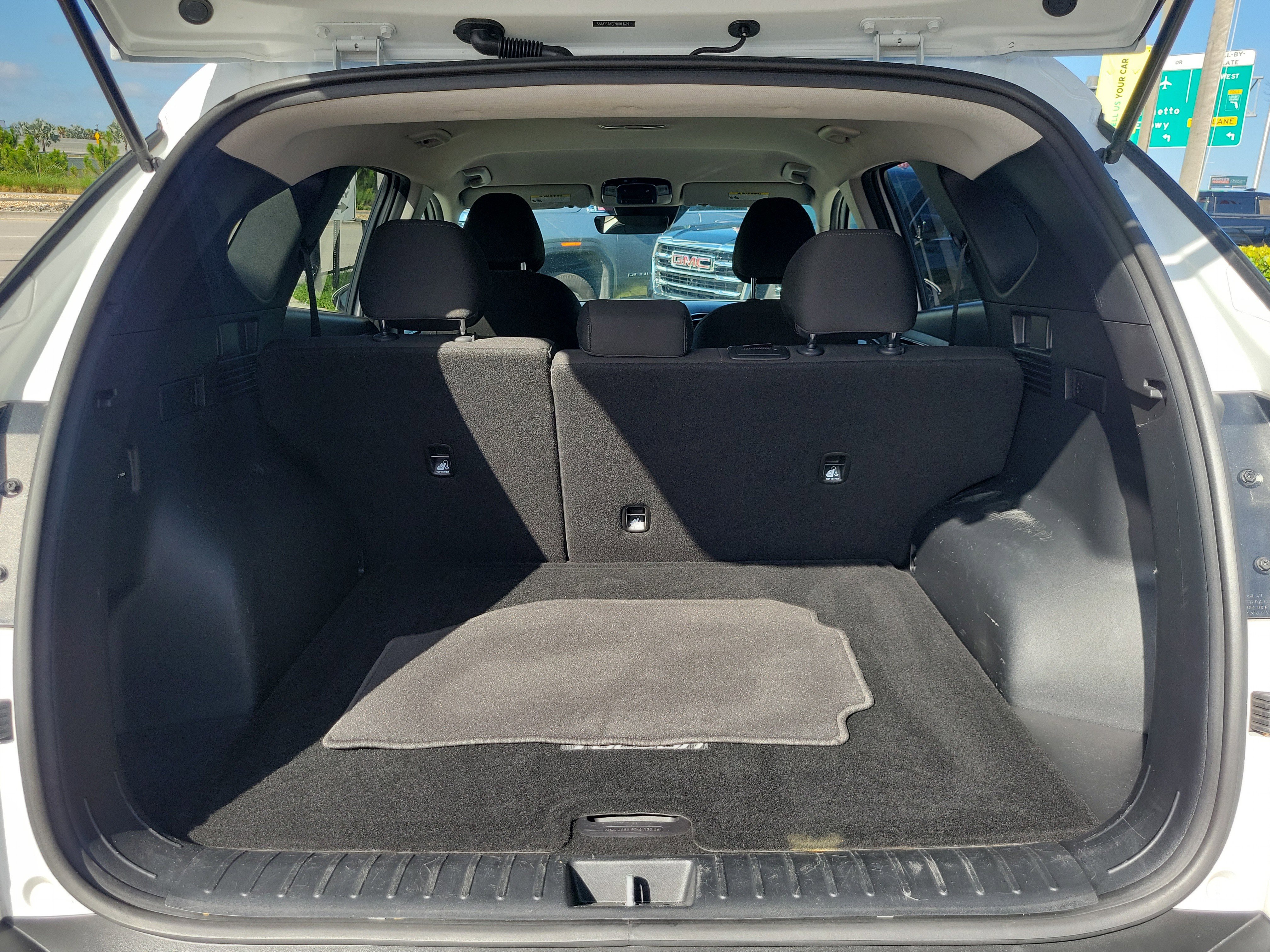 Used 2022 Hyundai Tucson SEL w/ Cargo Package image 16