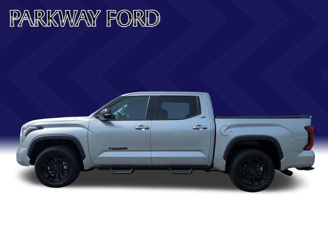 Used 2023 Toyota Tundra SR5 w/ SR5 Premium Package image 8