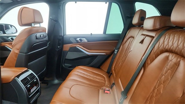 Used 2024 BMW X5 M60i image 29
