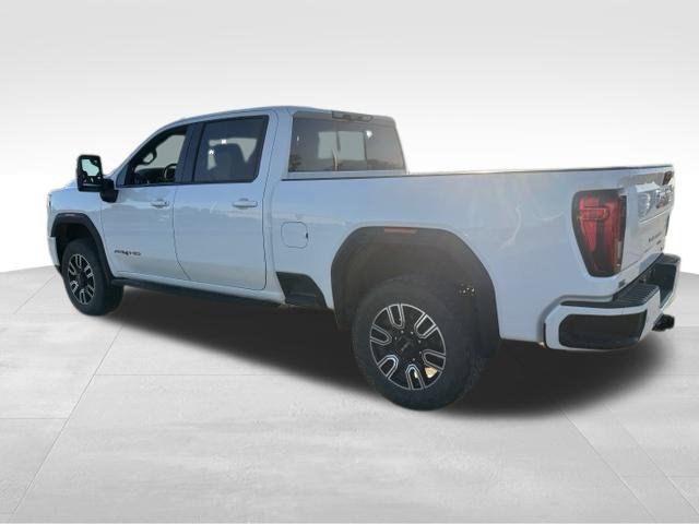 Used 2023 GMC Sierra 2500 AT4 w/ AT4 Premium Plus Package AWD/4WD image 3