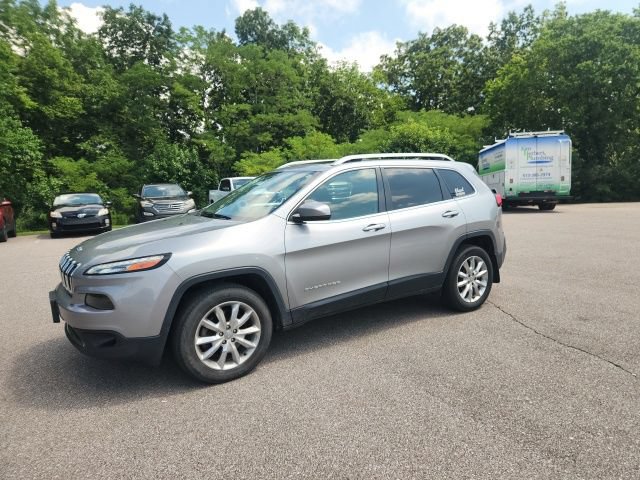 Used 2016 Jeep Cherokee Limited AWD/4WD image 12