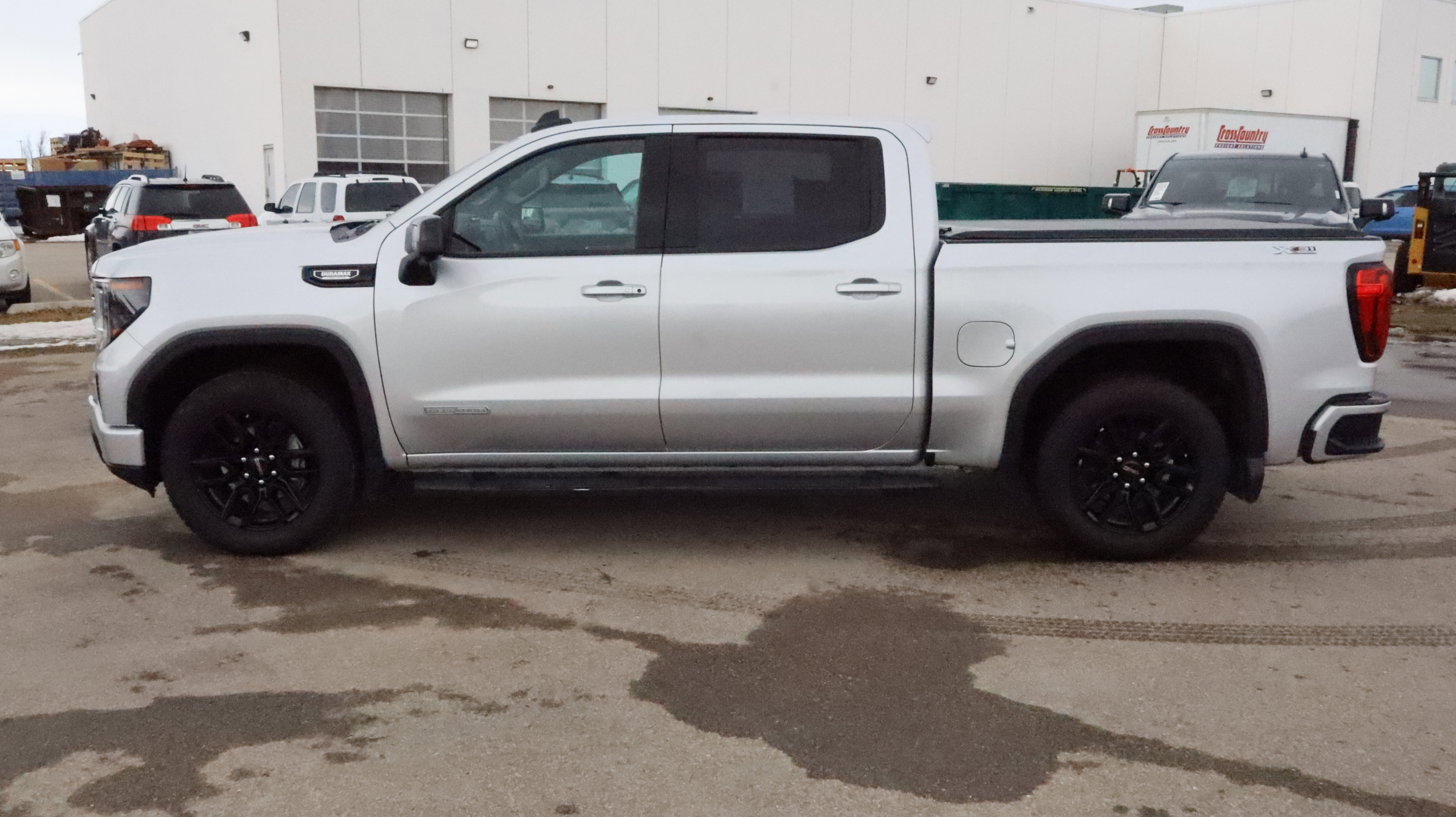 Used 2022 GMC Sierra 1500 Elevation w/ Elevation Premium Package image 4