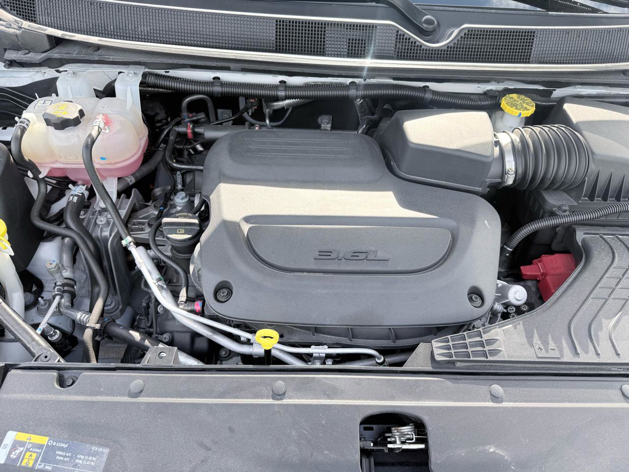 Used 2024 Chrysler Pacifica Touring-L image 26