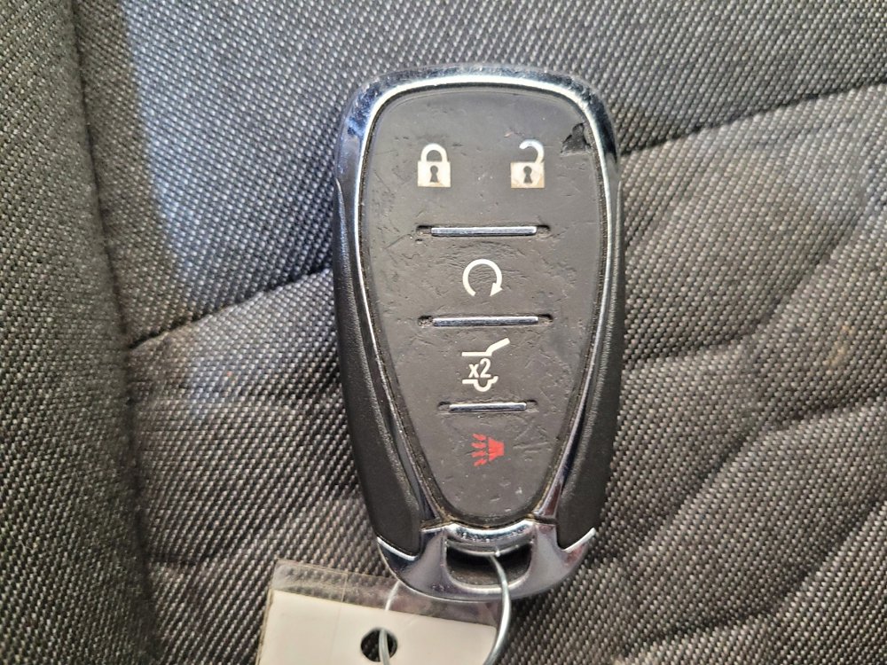 Used 2019 Chevrolet Equinox LT w/ Driver Convenience Package FWD image 32