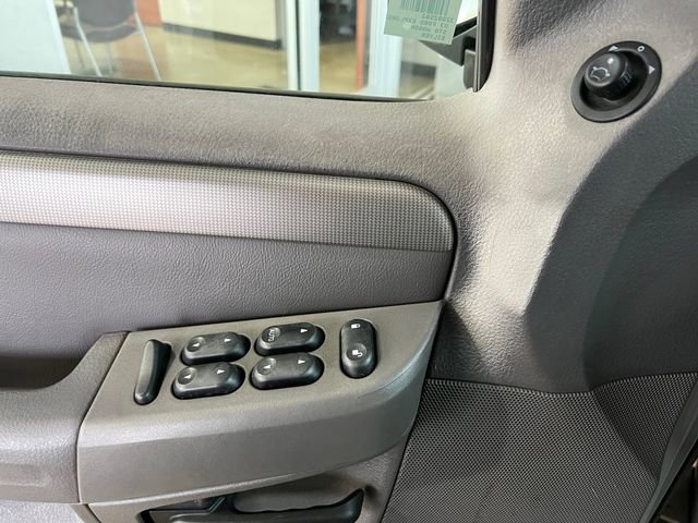 Used 2003 Ford Explorer XLT AWD/4WD image 16