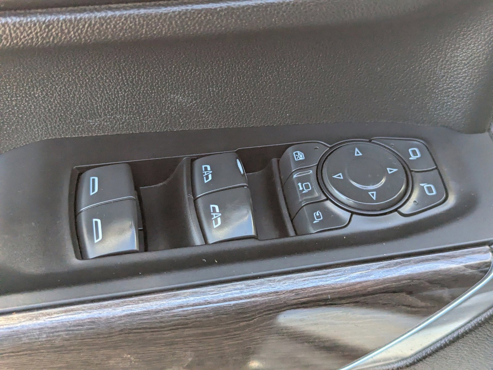 Used 2022 Chevrolet Silverado 3500 LTZ w/ LTZ Plus Package image 25