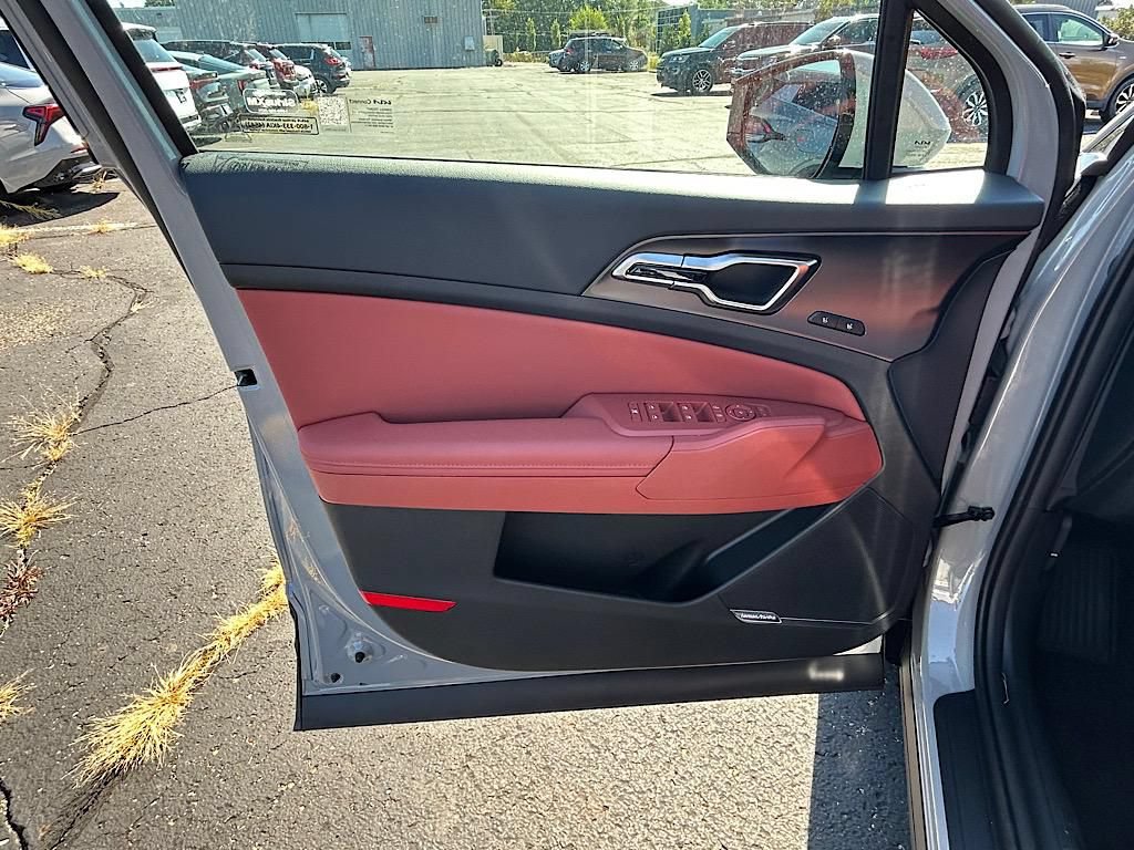 New 2026 Kia Sportage SX FWD image 16