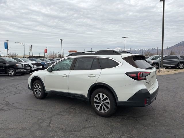 Used 2021 Subaru Outback Premium image 12