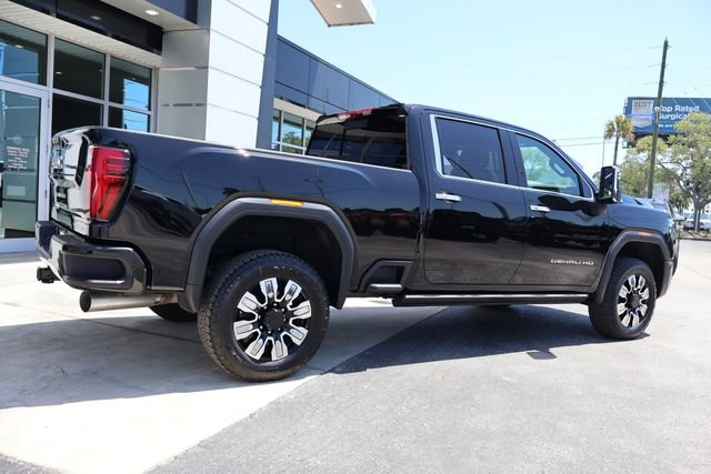 New 2026 GMC Sierra 3500 Denali w/ Denali Reserve Package AWD/4WD image 9
