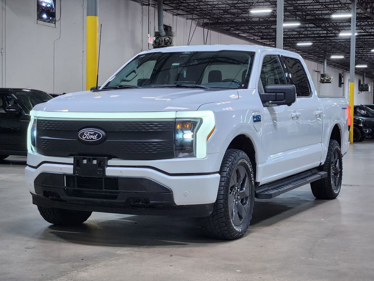 Used 2024 Ford F150 Lightning Flash AWD/4WD image 4