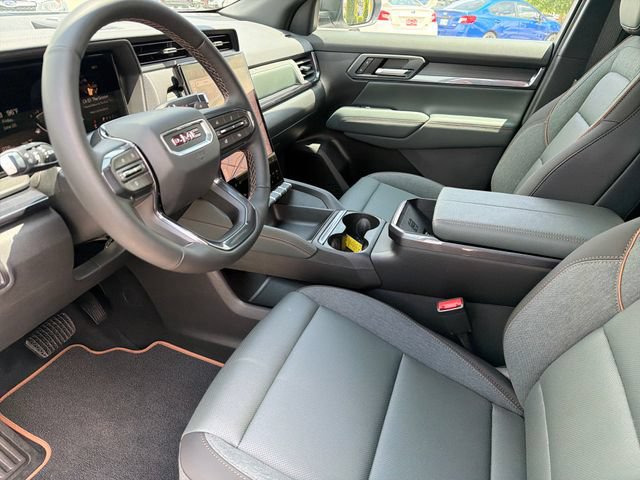 New 2026 GMC Terrain AT4 w/ Technology Package II AWD/4WD image 18