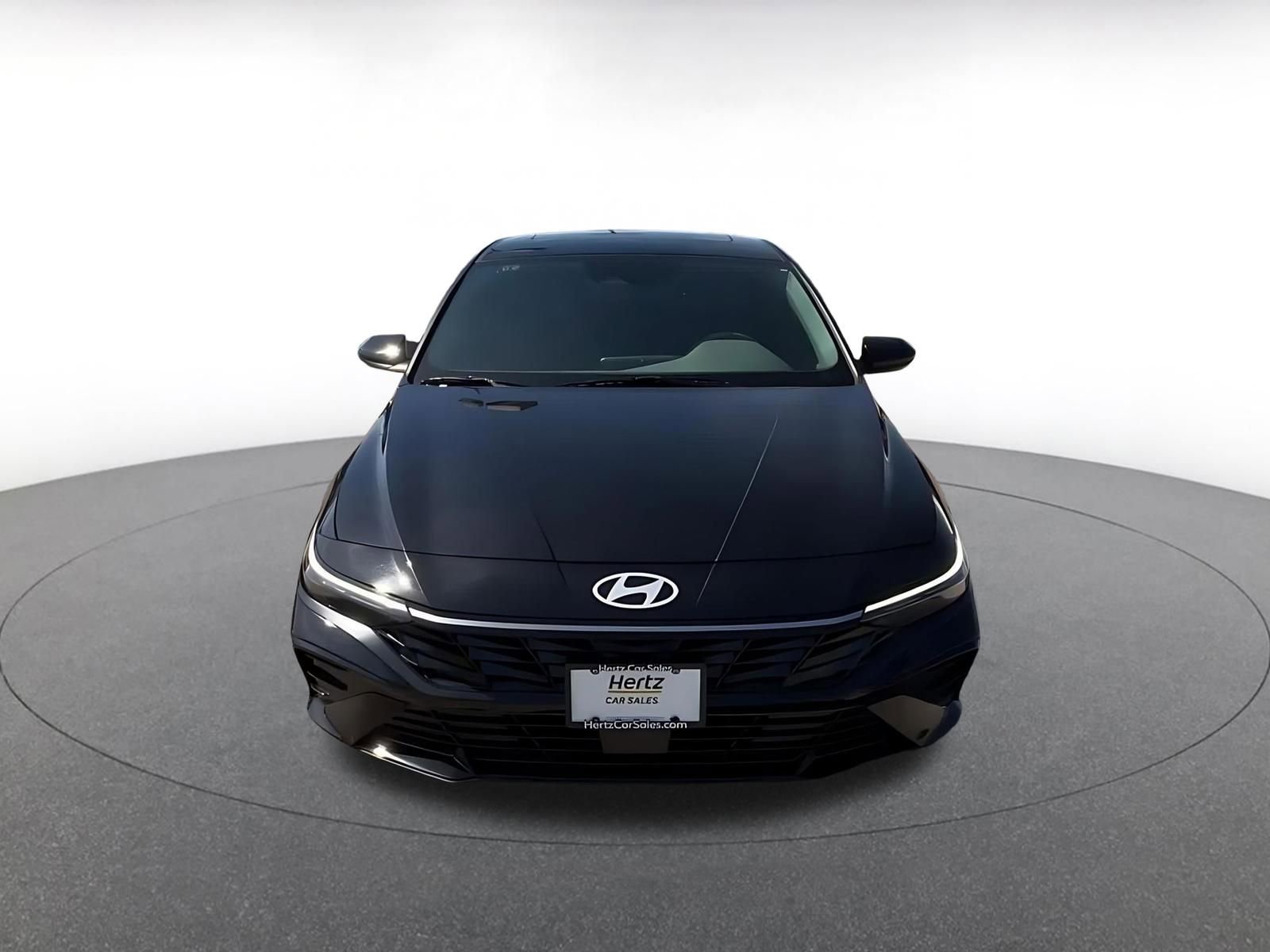Used 2025 Hyundai Elantra SEL FWD image 4