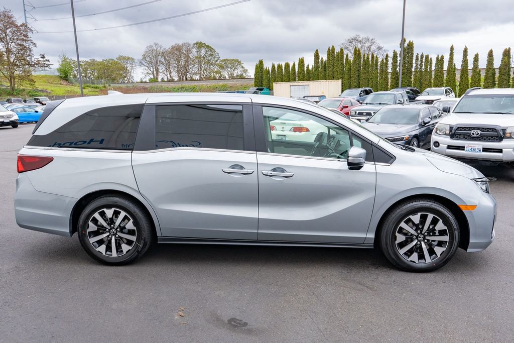 New 2026 Honda Odyssey EX-L image 5