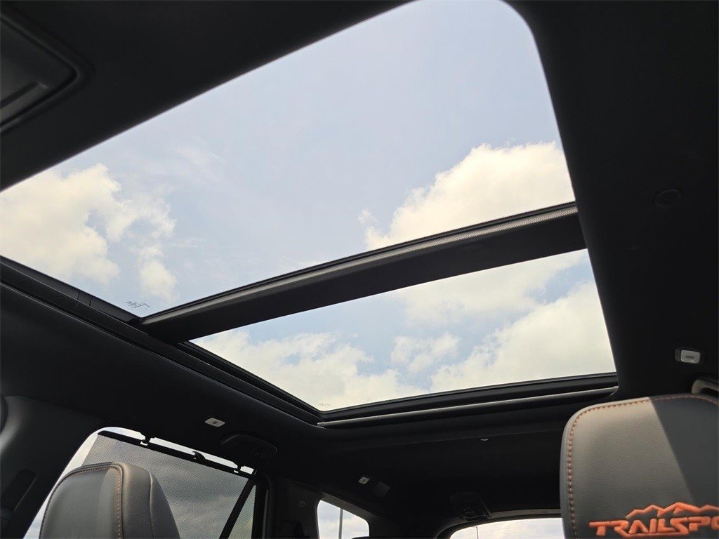 New 2025 Honda Pilot TrailSport image 3