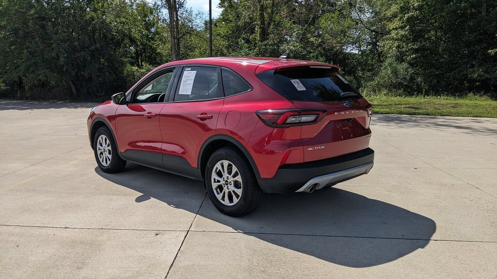 Used 2025 Ford Escape Active w/ Cold Weather Package AWD/4WD image 5