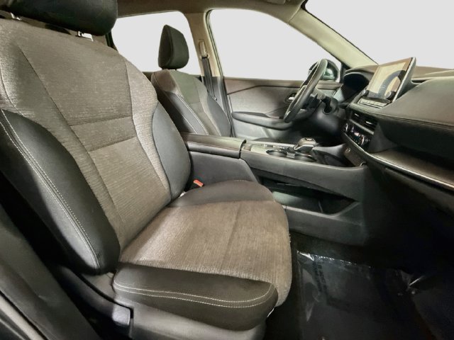 Used 2023 Nissan Rogue SV FWD image 28
