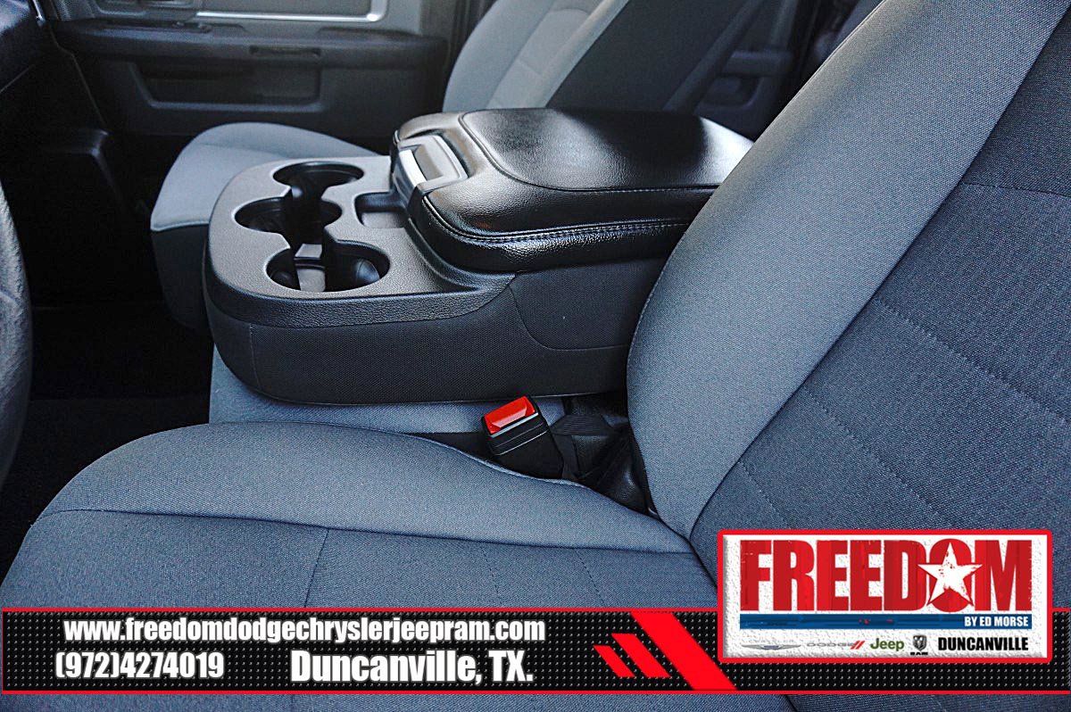 Used 2024 RAM 1500 Classic SLT RWD image 32