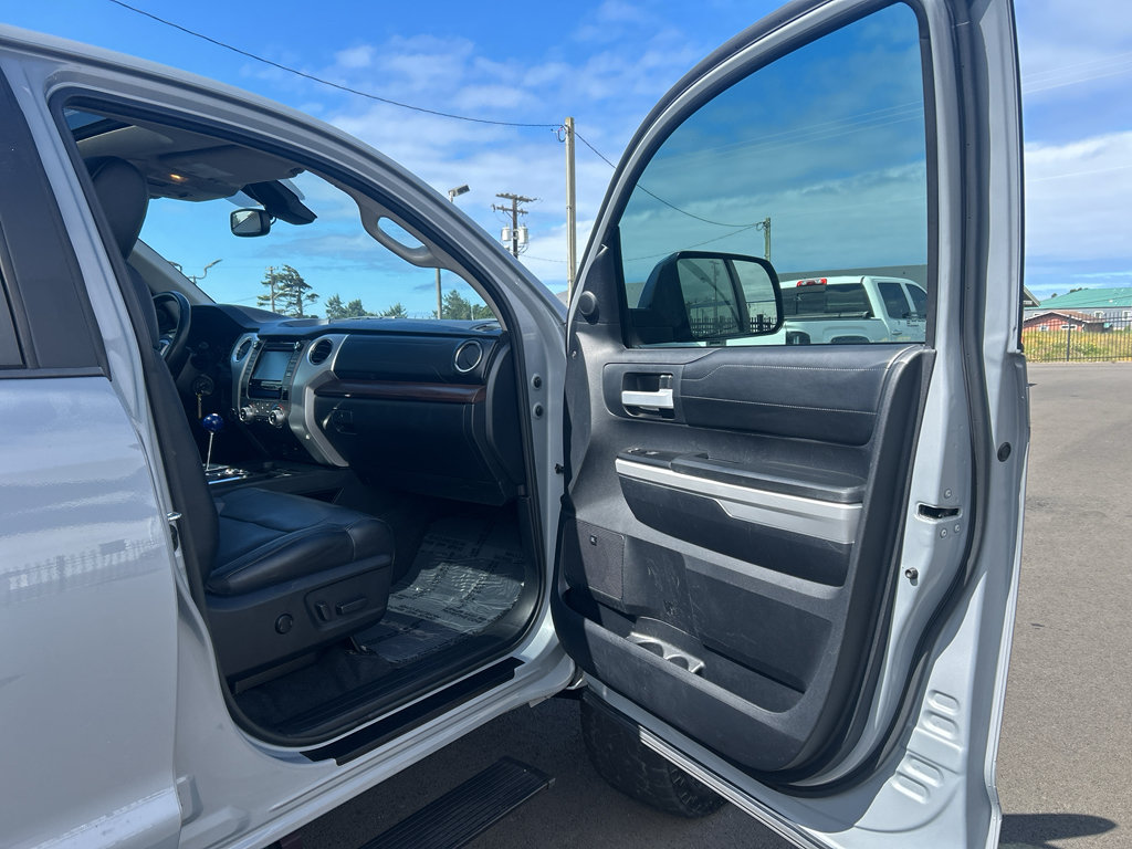 Used 2019 Toyota Tundra Limited w/ Limited Premium Package AWD/4WD image 30