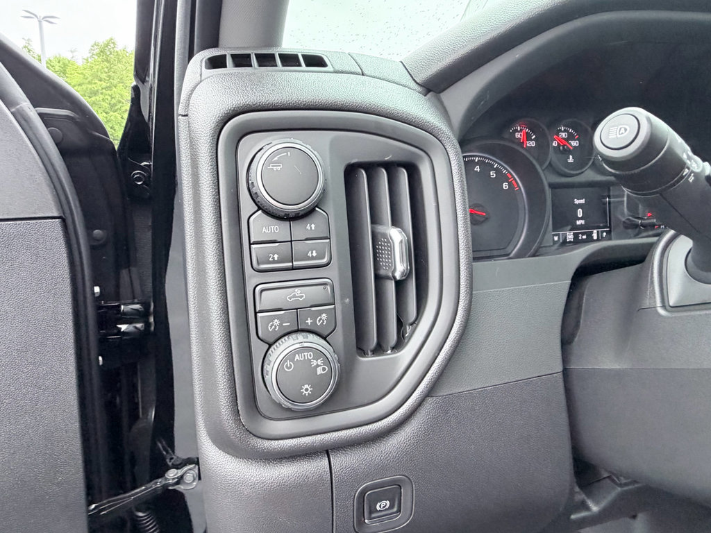 New 2026 Chevrolet Silverado 1500 Custom Trail Boss AWD/4WD image 11