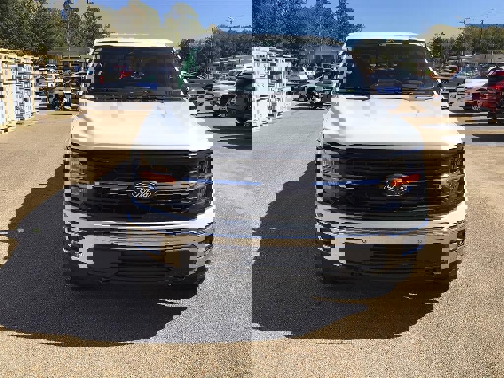 New 2025 Ford F150 XLT w/ Equipment Group 302A MID image 6