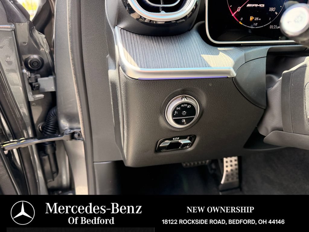 New 2026 Mercedes-Benz C 43 AMG 4MATIC Sedan image 9