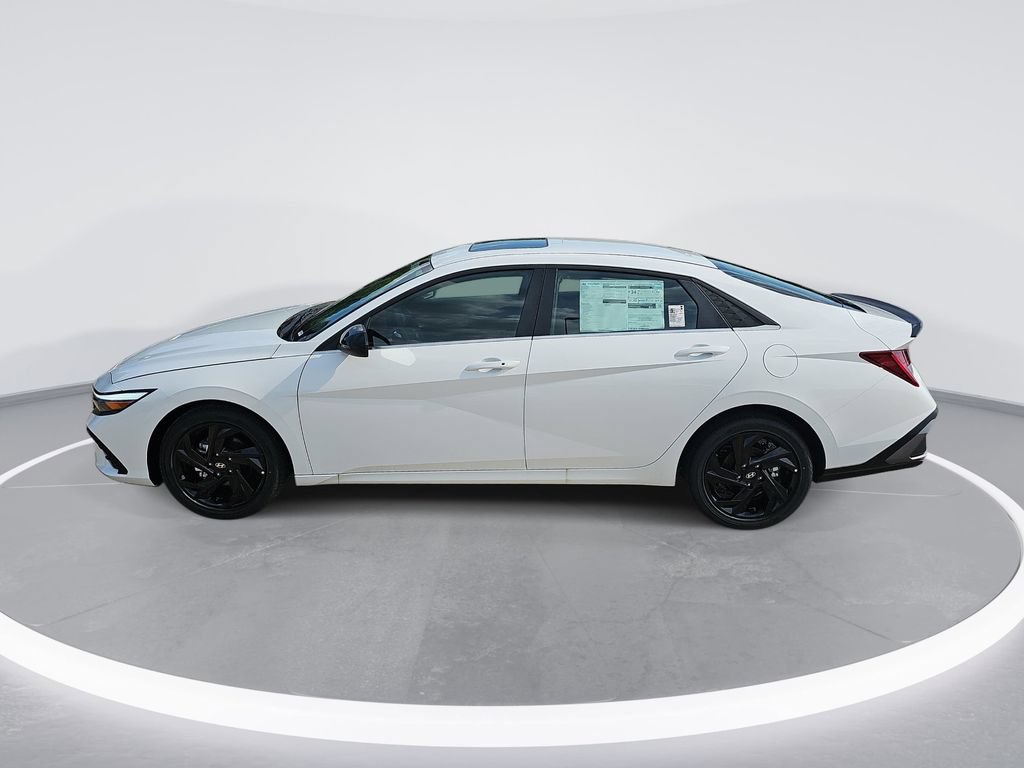 New 2026 Hyundai Elantra SEL Sport Premium FWD image 8