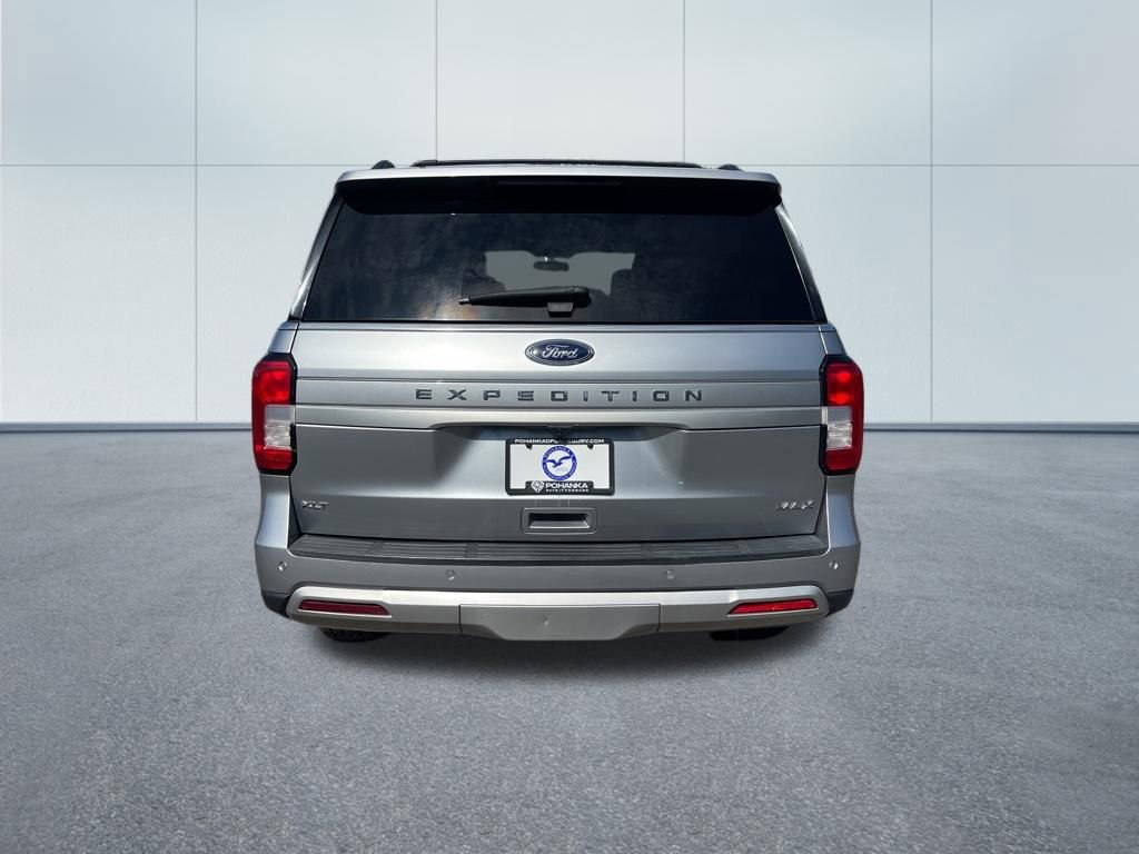 Certified 2024 Ford Expedition Max XLT image 6