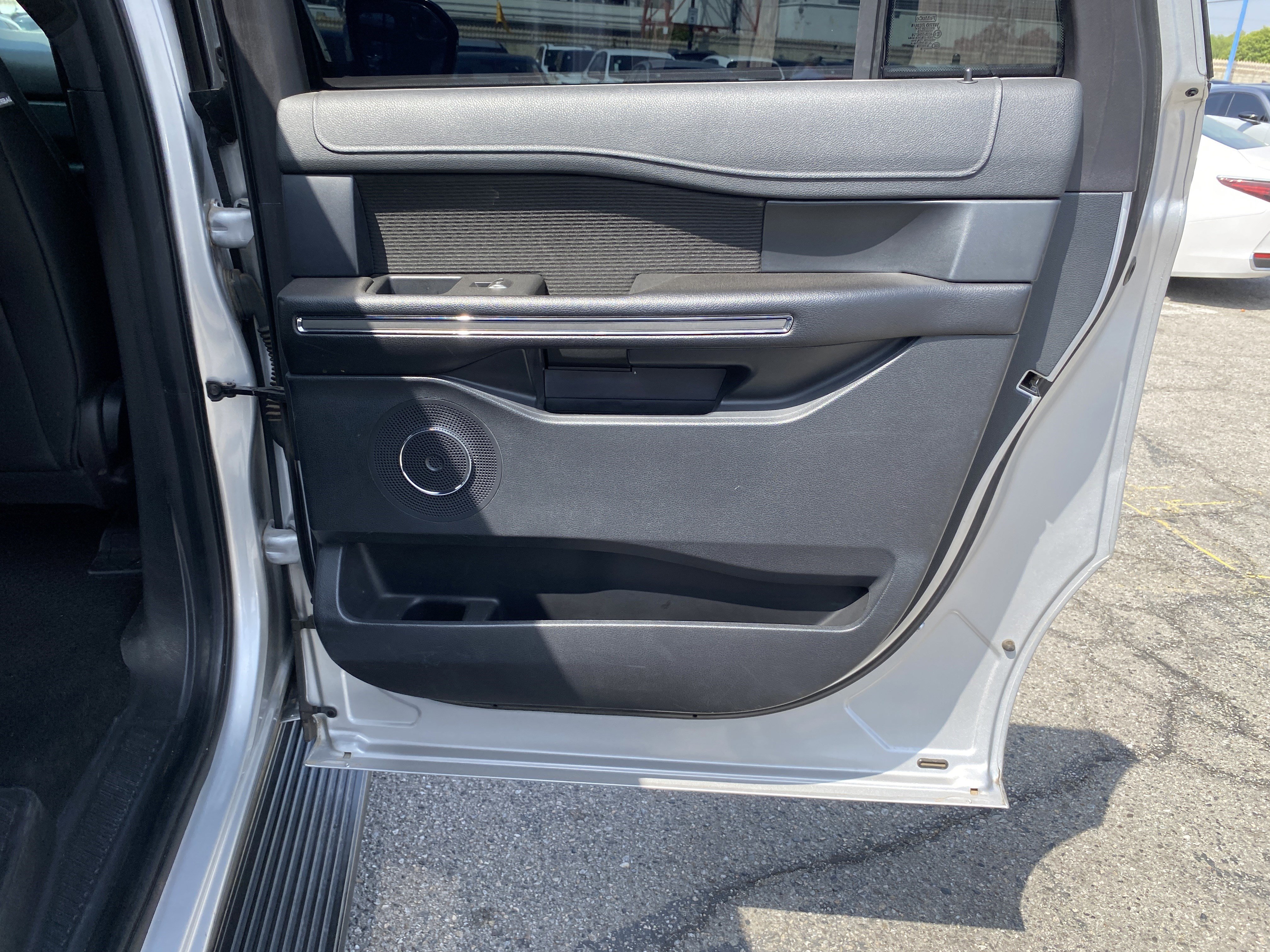 Used 2019 Ford Expedition Max XLT RWD image 27