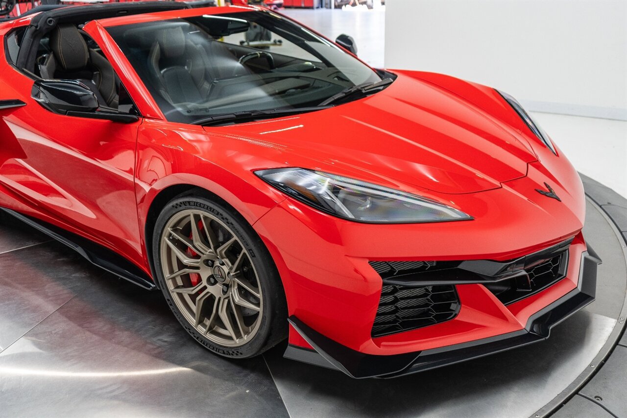 Used 2026 Chevrolet Corvette Z06 w/ Z07 Performance Package RWD image 99