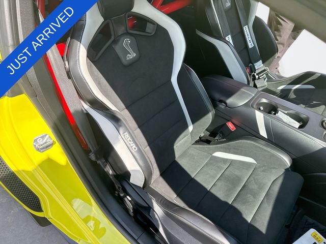 Used 2021 Ford Mustang Shelby GT500 w/ Technology Package image 27