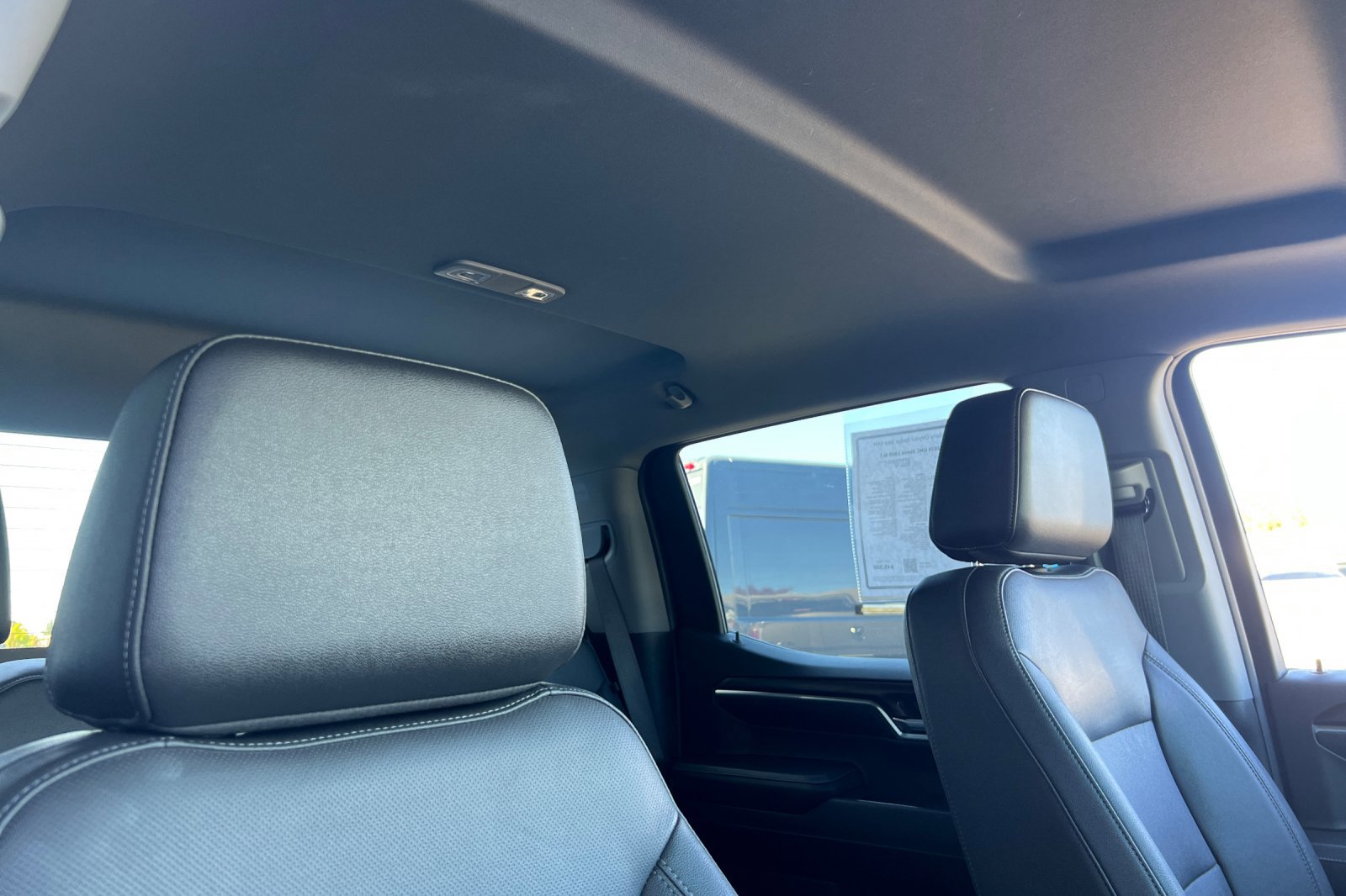 Used 2024 GMC Sierra 1500 SLT image 15