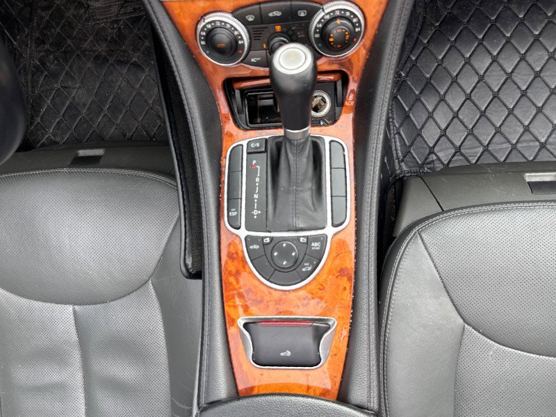 Used 2005 Mercedes-Benz SL 500 image 39