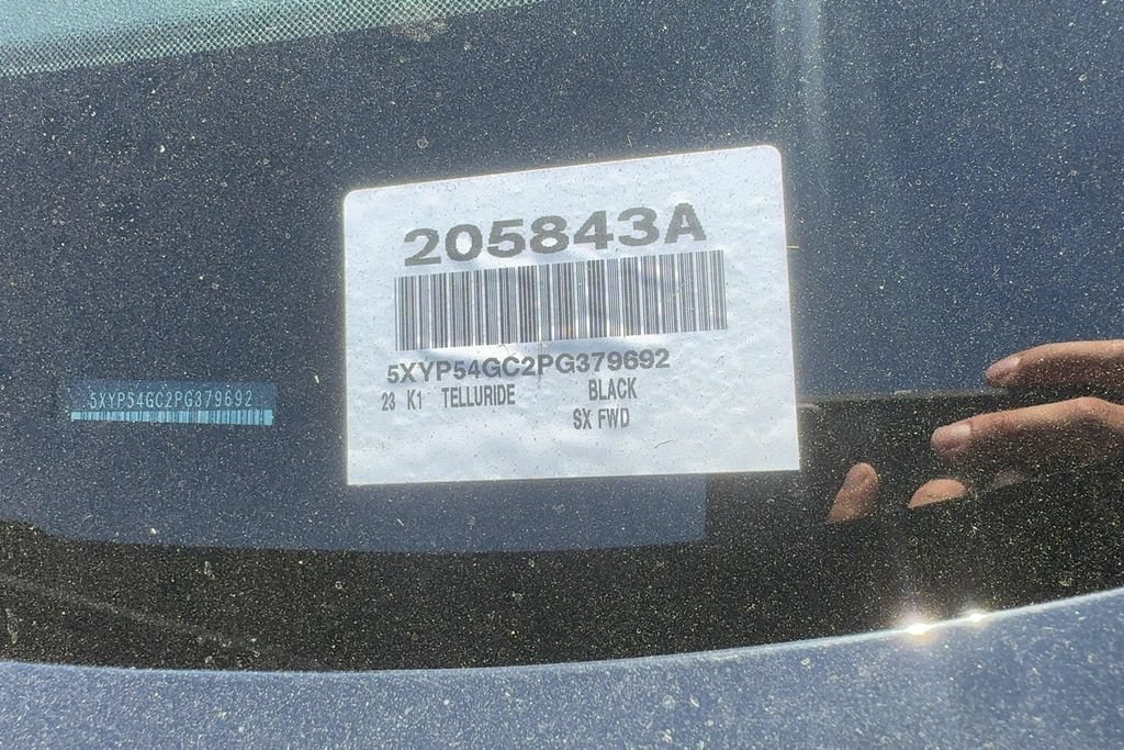 Used 2023 Kia Telluride SX FWD image 19