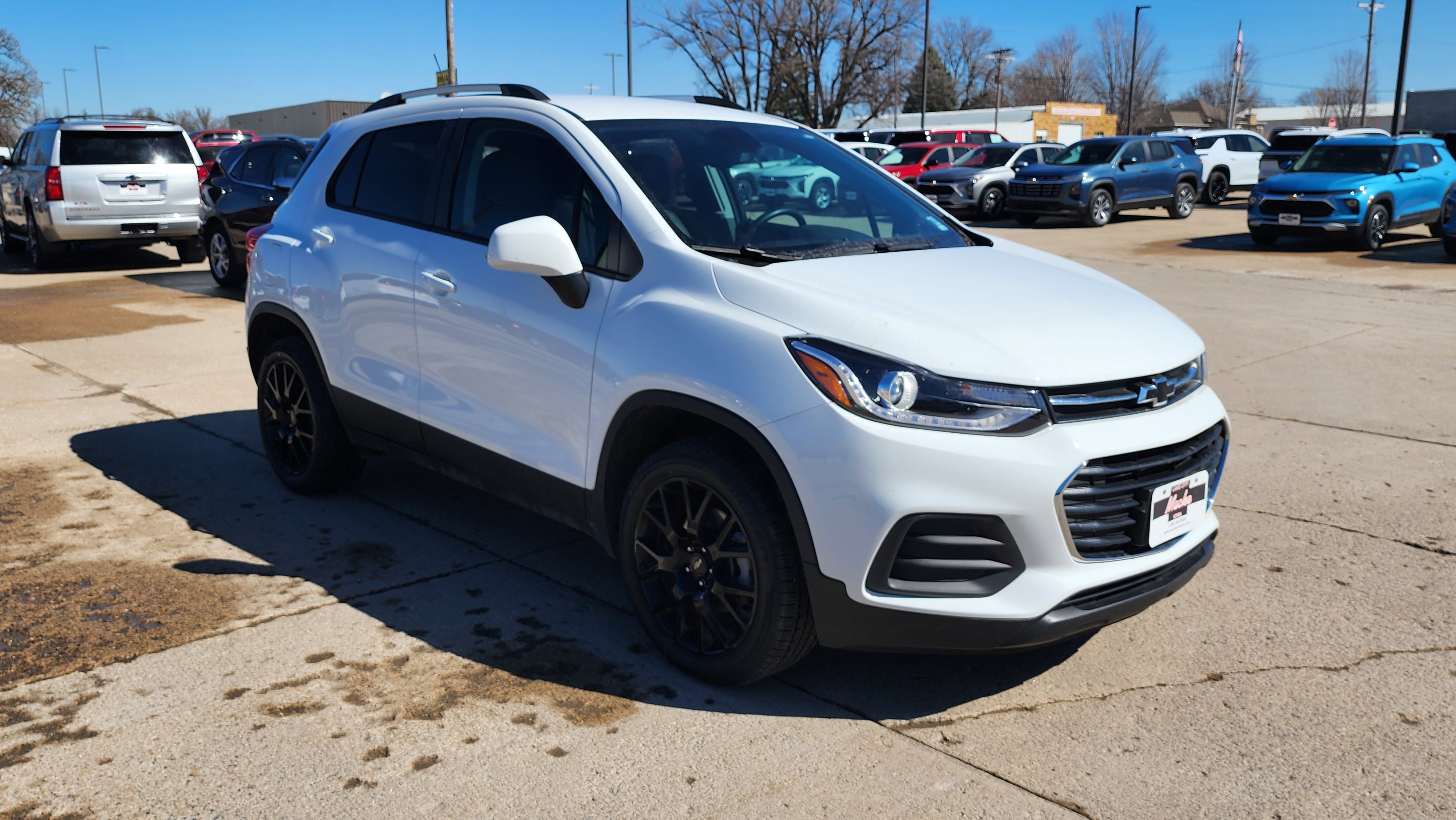 Used 2022 Chevrolet Trax LT w/ Sport Edition image 3