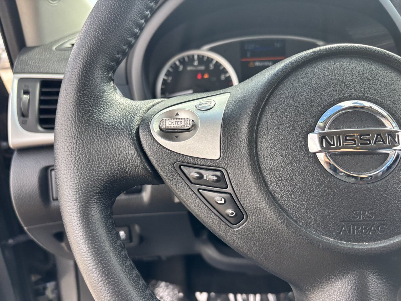 Used 2019 Nissan Sentra SV FWD image 25