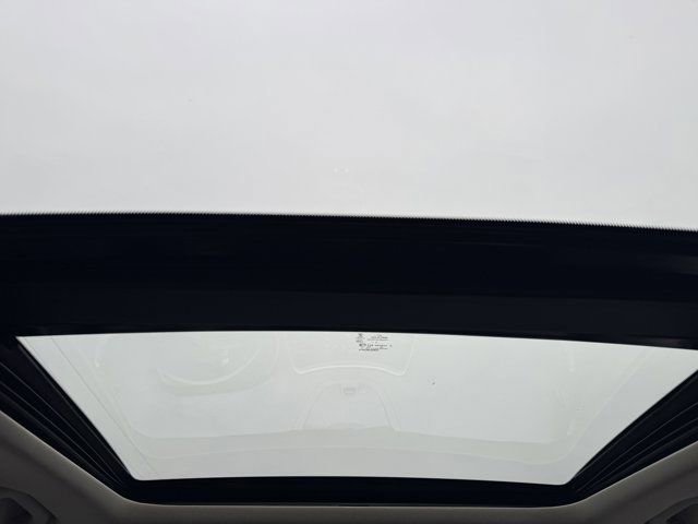 Used 2016 Jeep Cherokee Limited image 15