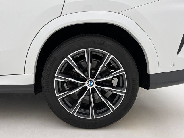 Used 2022 BMW X6 xDrive40i w/ Executive Package AWD/4WD image 27