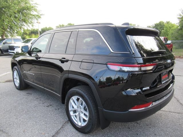 New 2026 Jeep Grand Cherokee Laredo X RWD image 5