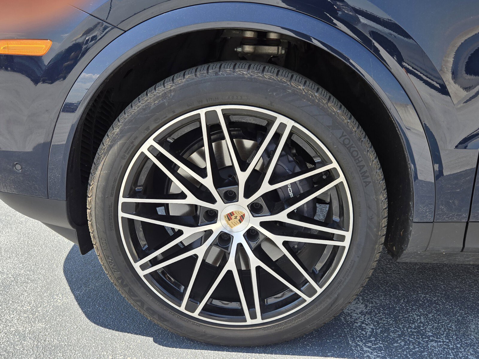 Used 2025 Porsche Cayenne Coupe image 15