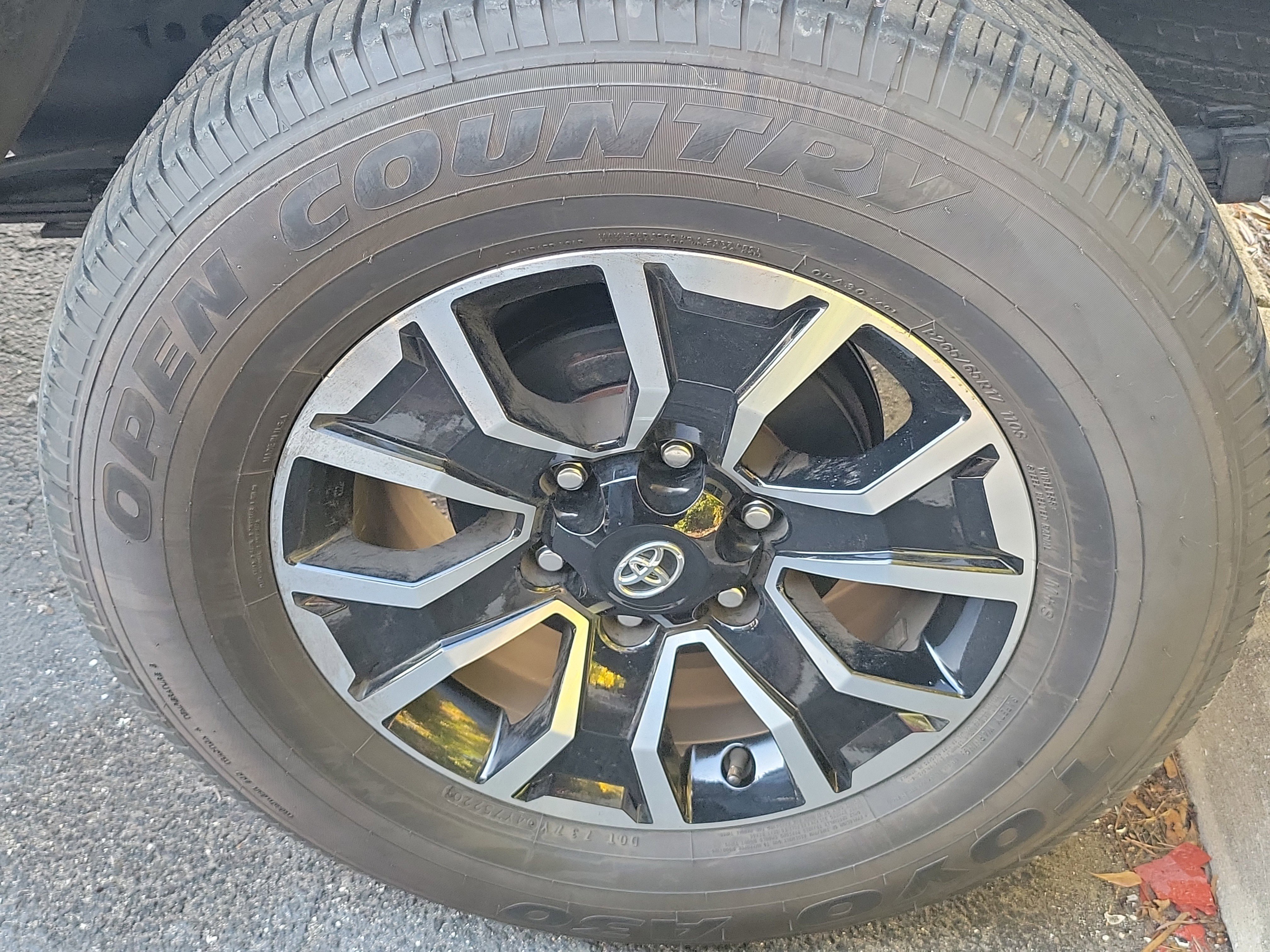 Used 2021 Toyota Tacoma TRD Sport image 7