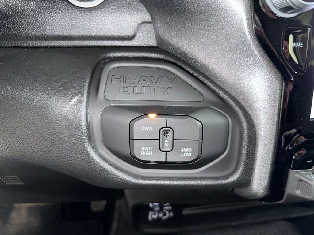 New 2026 RAM 2500 Tradesman AWD/4WD image 14