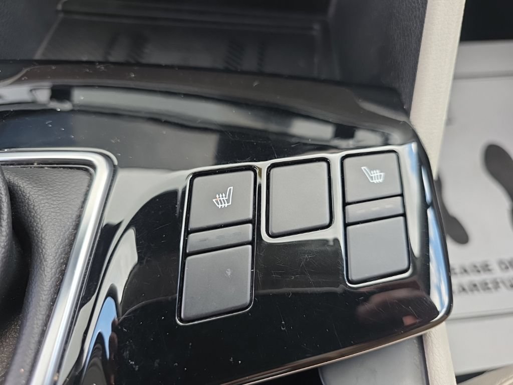 Used 2023 Kia Sportage EX FWD image 22