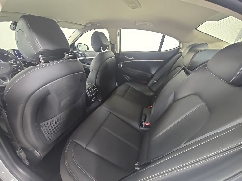 Used 2023 Genesis G70 2.0T RWD image 24