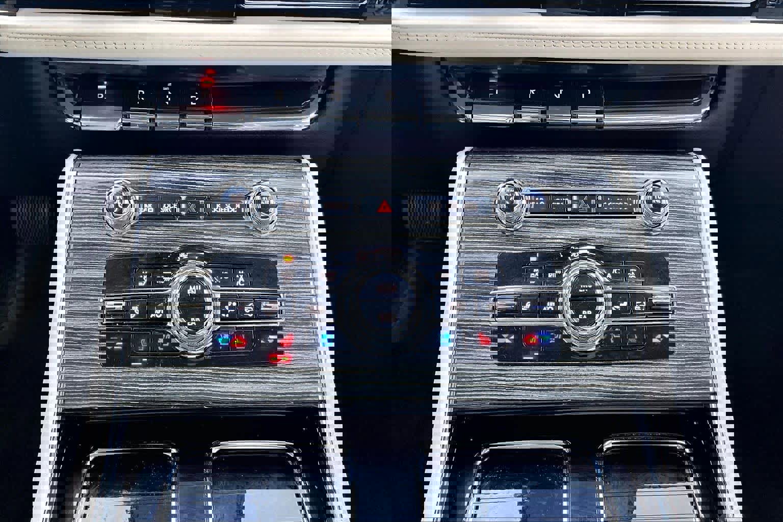 Used 2022 Lincoln Aviator Black Label w/ Dynamic Handling Package image 36