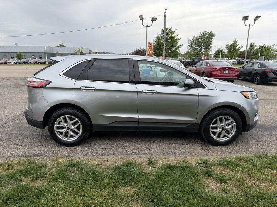 Used 2024 Ford Edge SEL w/ Cargo Accessory Package AWD/4WD image 7