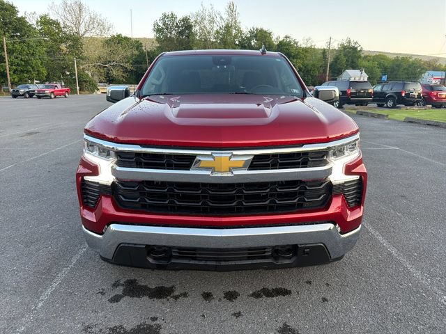 Used 2024 Chevrolet Silverado 1500 LT AWD/4WD image 9